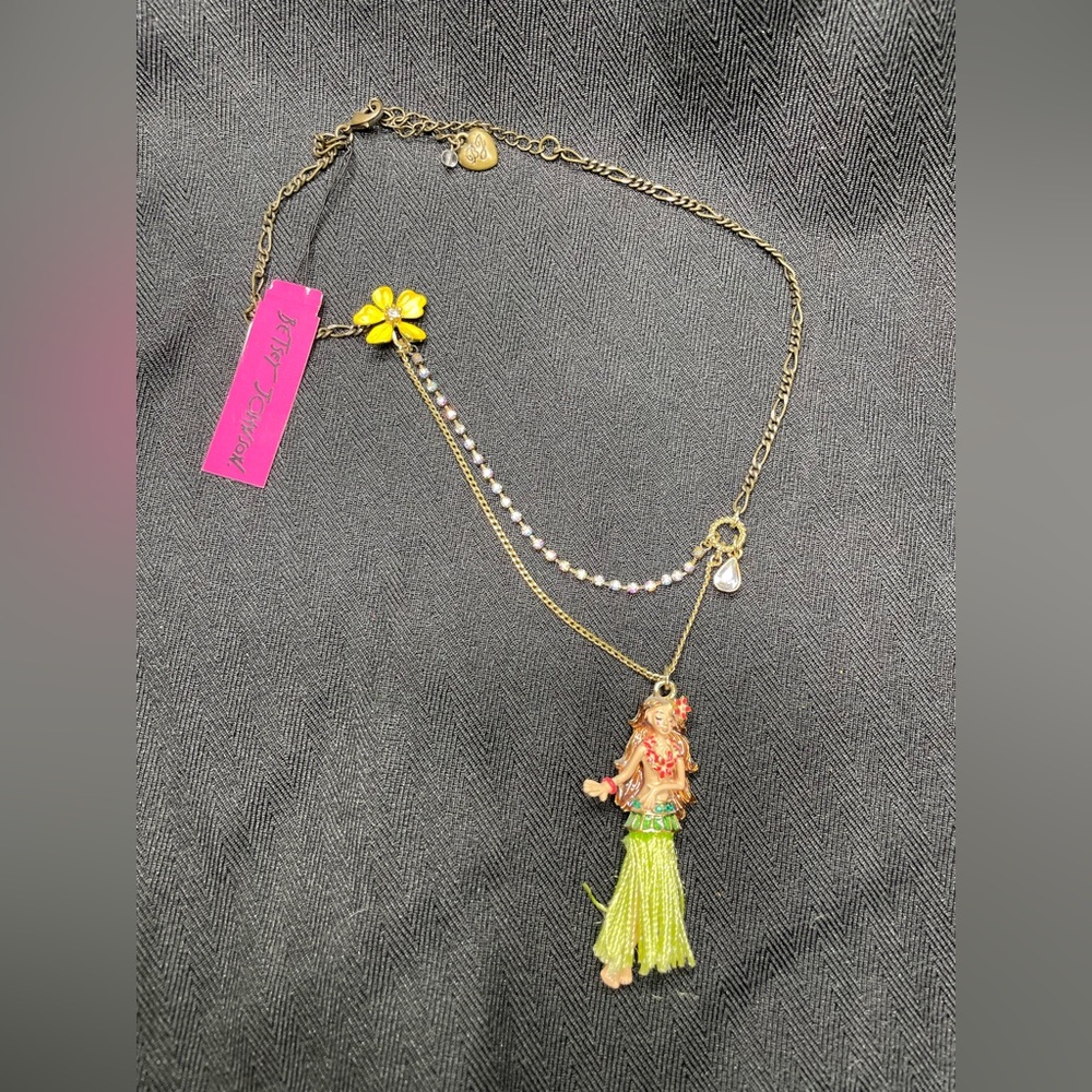 Betsey Johnson “Hawaiian Luau” Hula Girl Double Pendant Necklace